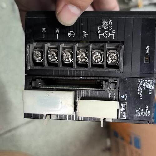 CJ2M-CPU11 PA202 可编程控制器工控电源模块议价维修