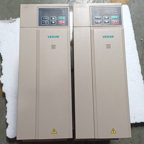 AC300-T3-7R5G/011P-B 伟创变频器 7.5KW 11KW议价维修