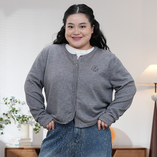 胖mm秋冬新款 大码 圆领灰色针织上衣YP25111 青稞泡泡 福饮沸别