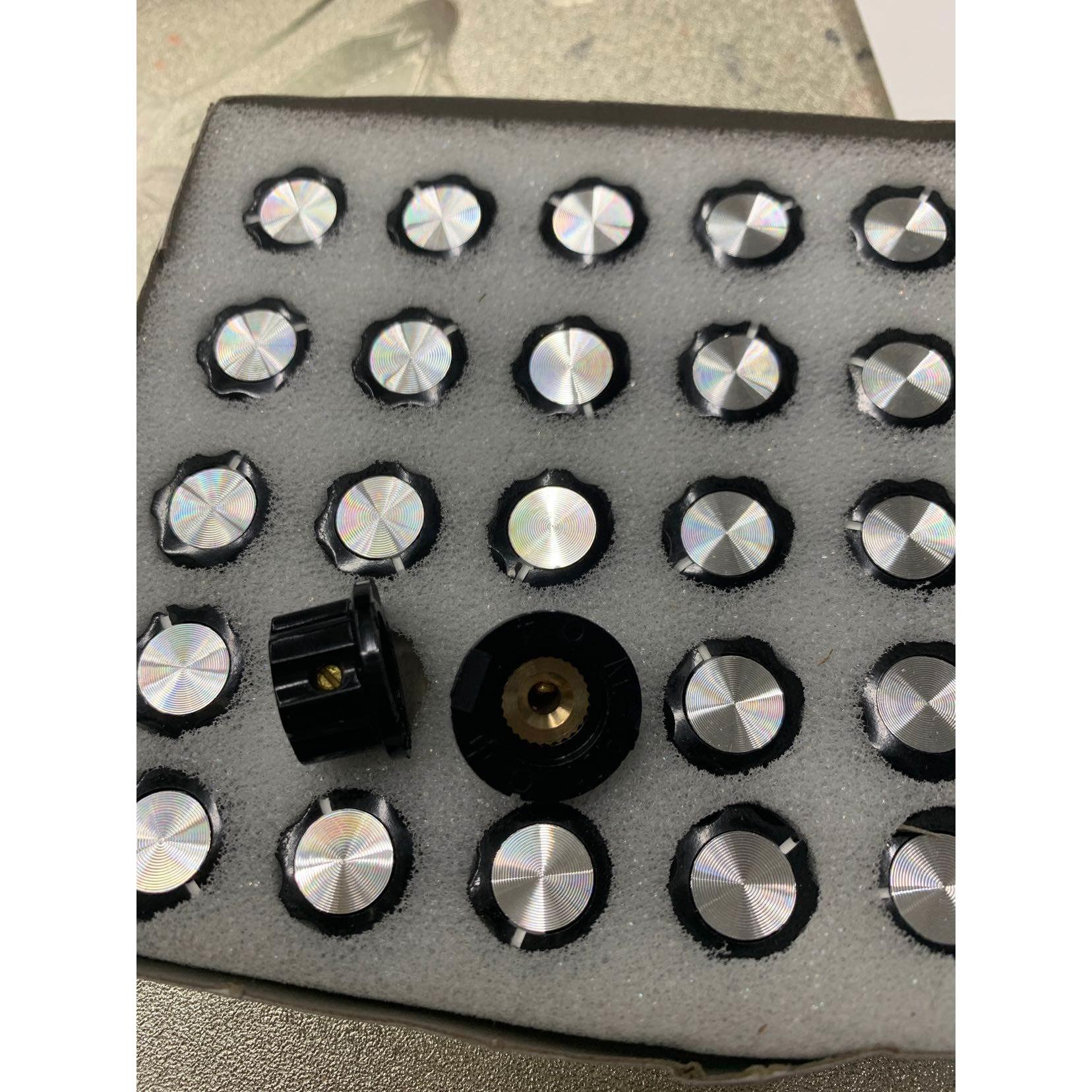 胶木旋钮帽MF-A01 RV16YN 电位器旋钮帽 内孔3.2MM 19MM*11MM