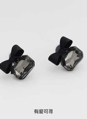 有爱可寻黑色蝴蝶结几何水晶耳环甜酷轻奢无耳洞蚊香盘耳夹女耳饰