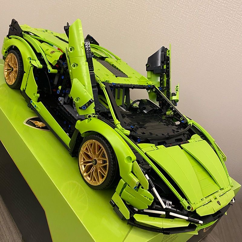 2025新款积木跑车拼装玩具遥控车