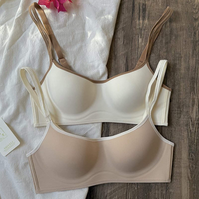 拾叶里薄款无痕内衣女小胸聚拢W型支撑防外扩下垂收副乳运动文胸