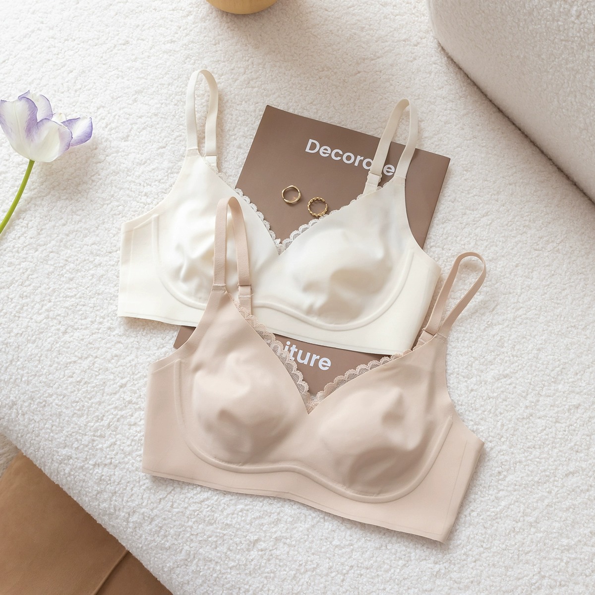 薄款无痕内衣大胸显小收副乳文胸