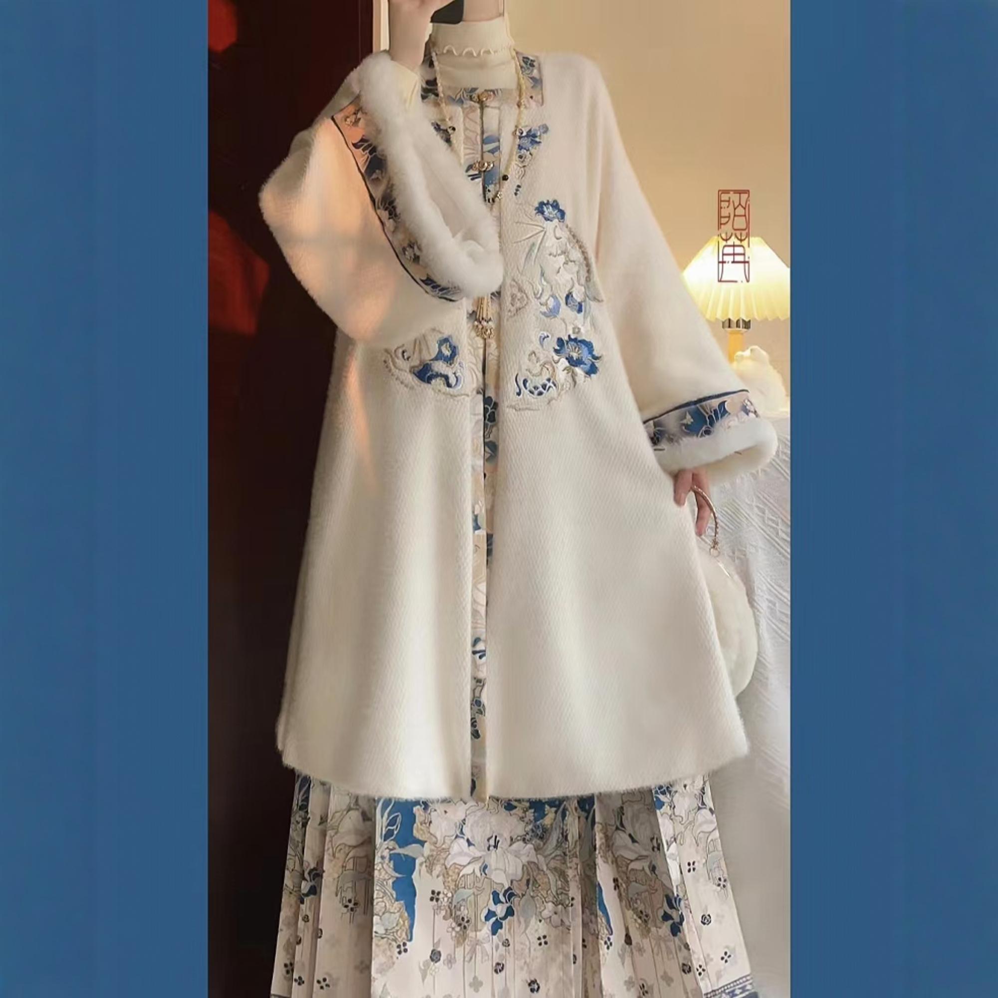 原创汉服女【绒绒】明制加绒加厚方领对襟衫长袄马面裙套装冬季款