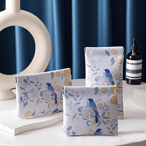 自动闭合紧口弹片收纳包