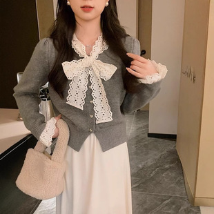 红色短款毛衣外套女秋冬季内搭针织打底开衫小个子蕾丝蝴蝶结上衣