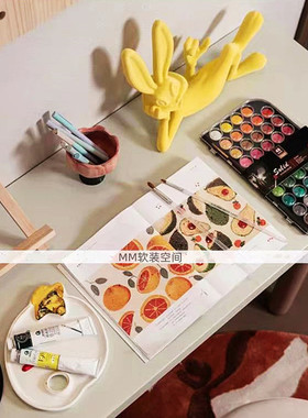 简约现代样板间儿童房绘画主题摆件女孩房书桌绘画艺术创意装饰品