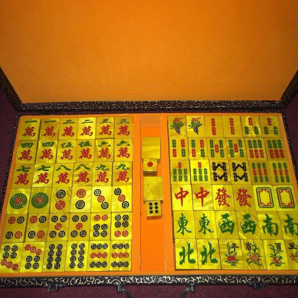 金丝楠木大叶桢楠木麻将棋牌益智红木雕刻娱乐休闲摆件送礼收藏