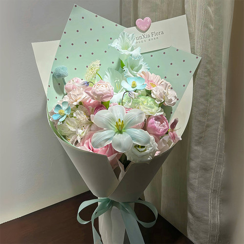 波点混搭花束永生花束生日礼物女