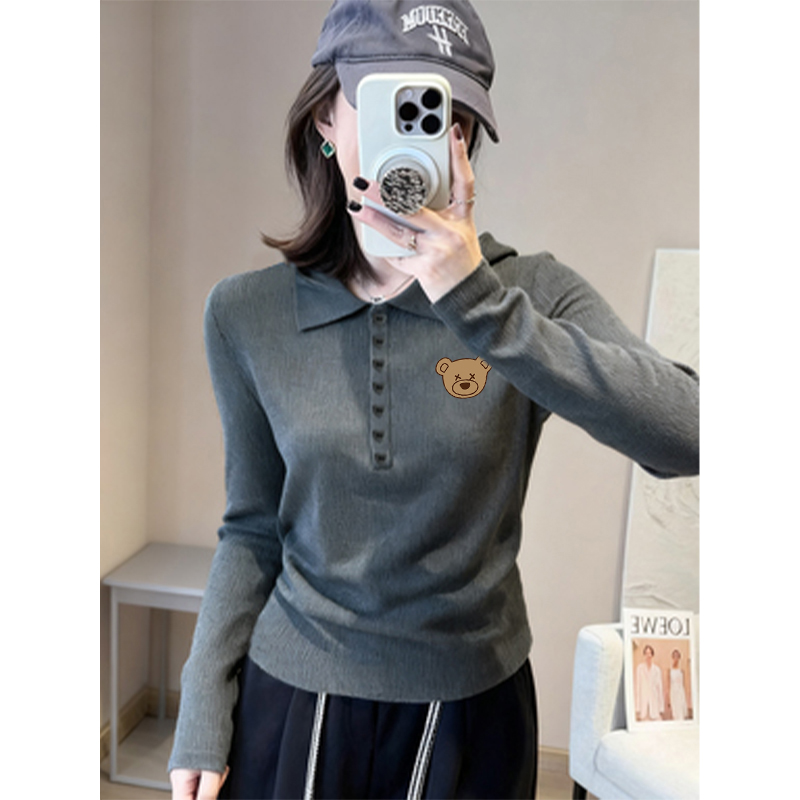 秋冬2025年新款别致法式polo翻领纽扣高级感内搭棉质打底衫女上衣