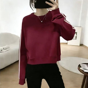 2025秋季新款时尚纯色圆领短款卫衣女简约百搭减龄长袖三条杠上衣