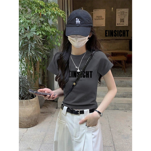 灰色短袖T恤女短款2025新款夏季棉质正肩显瘦印花辣妹体恤上衣潮