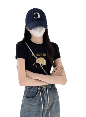 黑色短款上衣女紧身t恤