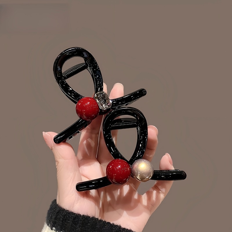 奥特莱斯亚克力红色珍珠中号发夹后脑勺气质半抓鲨鱼夹感复古头饰