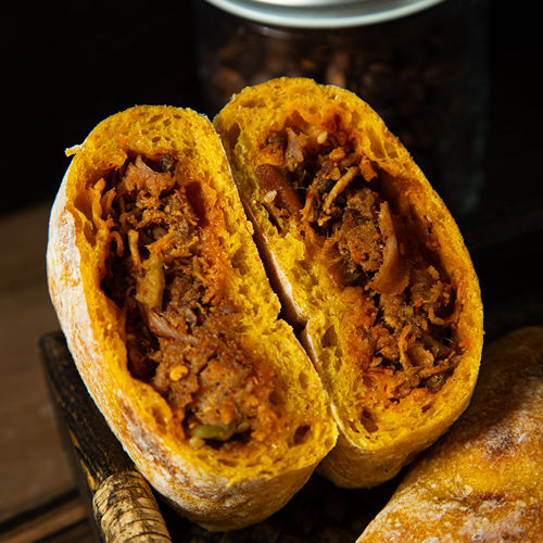 杏柠果新鸡枞菌麻辣鸡丝手作恰巴塔欧包健康健身面包营养代餐点心