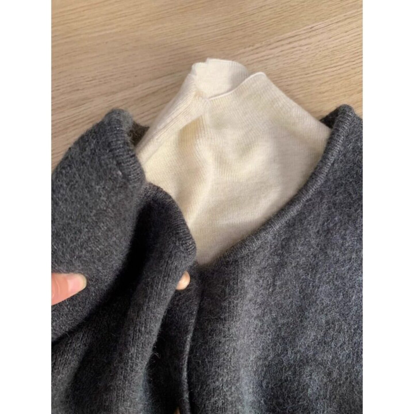 女款春秋冬季韩系纯色坎肩无袖针织马甲金属扣软糯毛衣高级感上衣