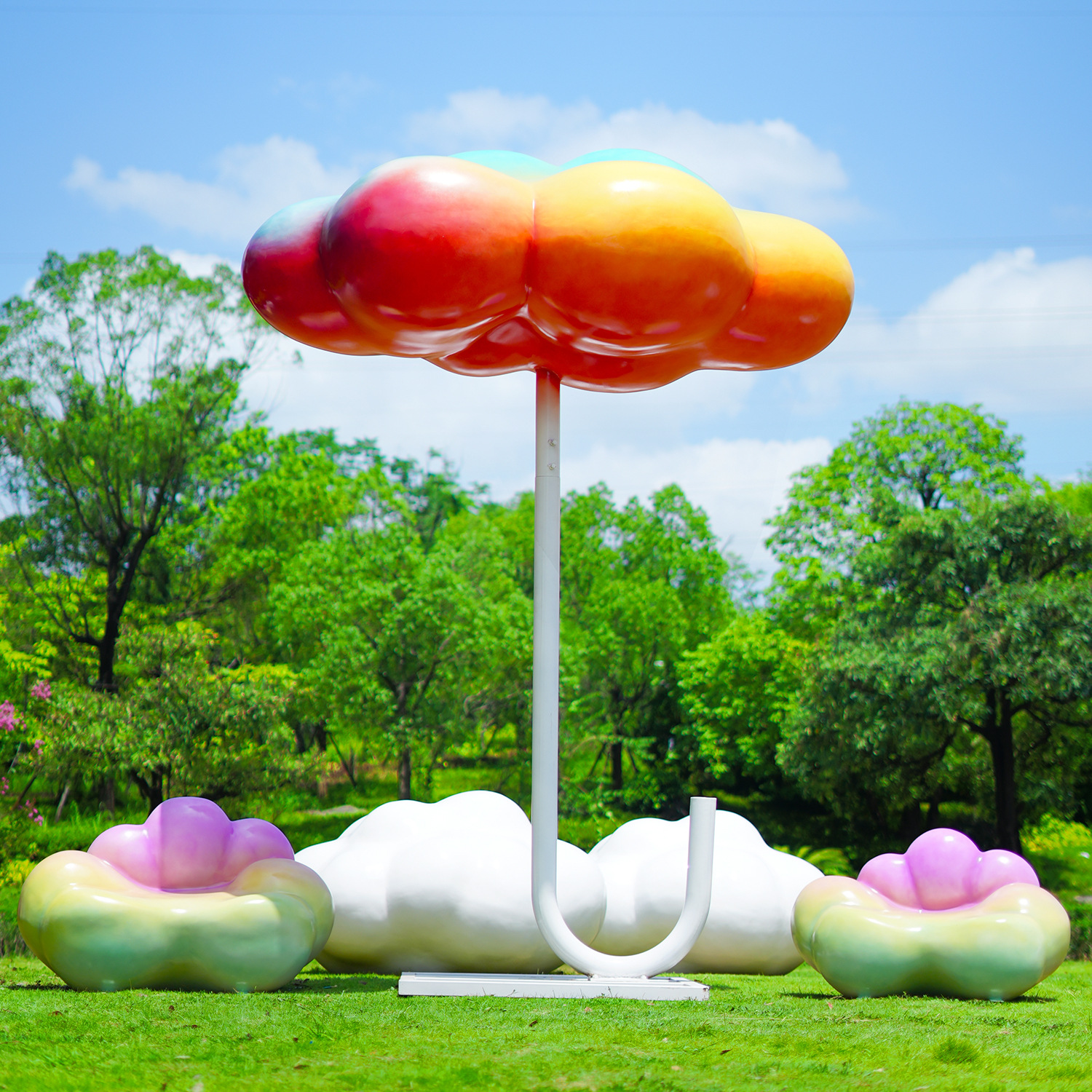 户外景区云朵双人秋千座椅摆件网红公园云朵伞凉亭坐凳草坪装饰品
