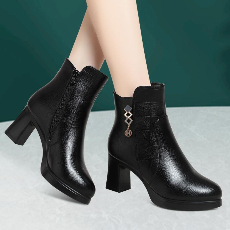 短筒靴保暖模特走秀鞋时尚百搭