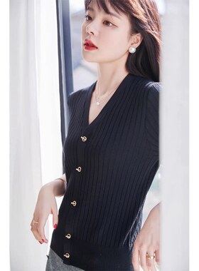 EGG SLY气质风韵 100%美丽诺羊毛V领五分袖单排扣薄款针织开衫女