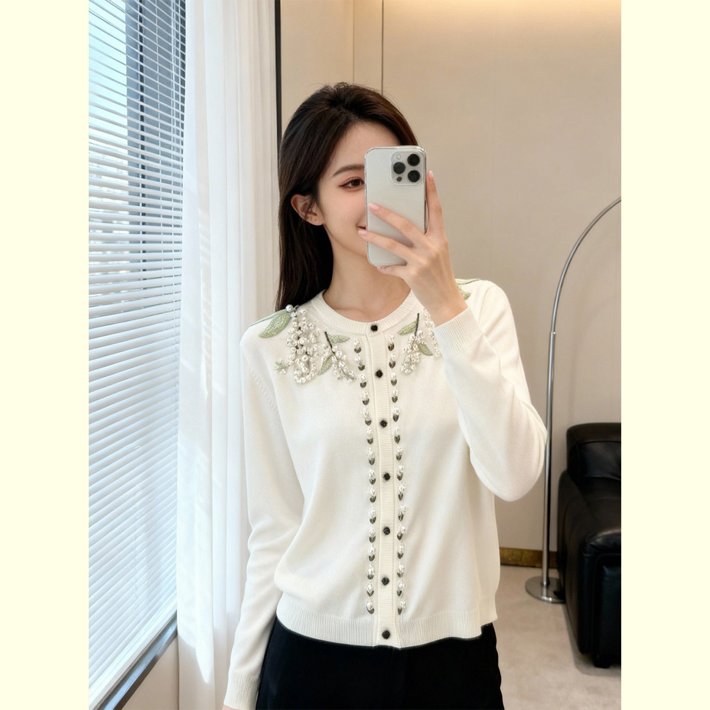 小香风花朵刺绣毛衣开衫女2026年春季新独特漂亮巨好看钉珠针织衫,女装/女士精品,毛衣,淘宝优惠券,粉丝福利购,淘宝优惠卷