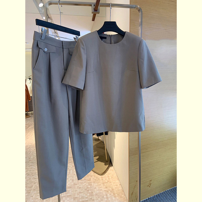 时尚西装穿搭短袖上衣西裤两件套