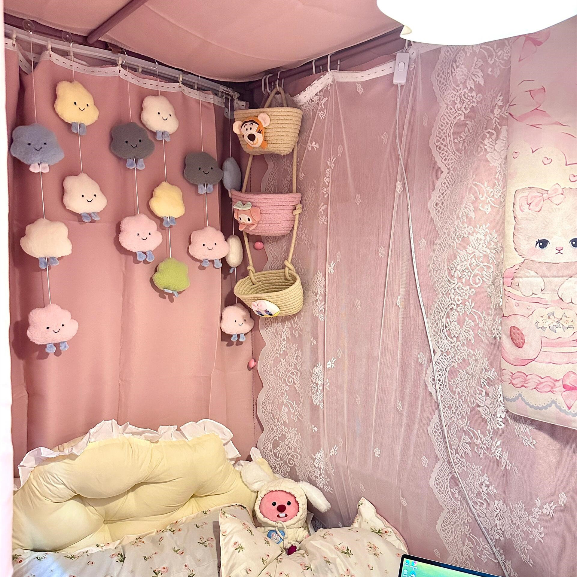 云朵挂帘宿舍床上挂饰装饰床帘装饰挂件女上床下桌可爱改造小物件图片