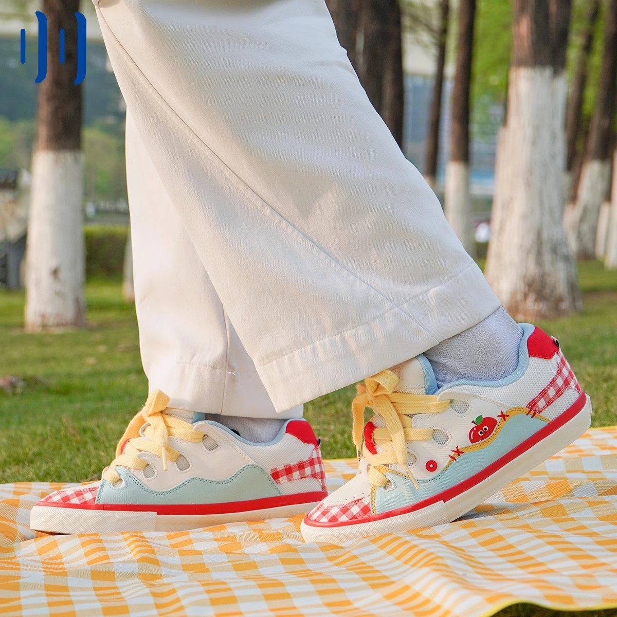 顽刻官方面包鞋小苹果配色BAKE复古休闲男女国潮滑板鞋,流行男鞋,休闲板鞋,淘宝优惠券,粉丝福利购,淘宝优惠卷