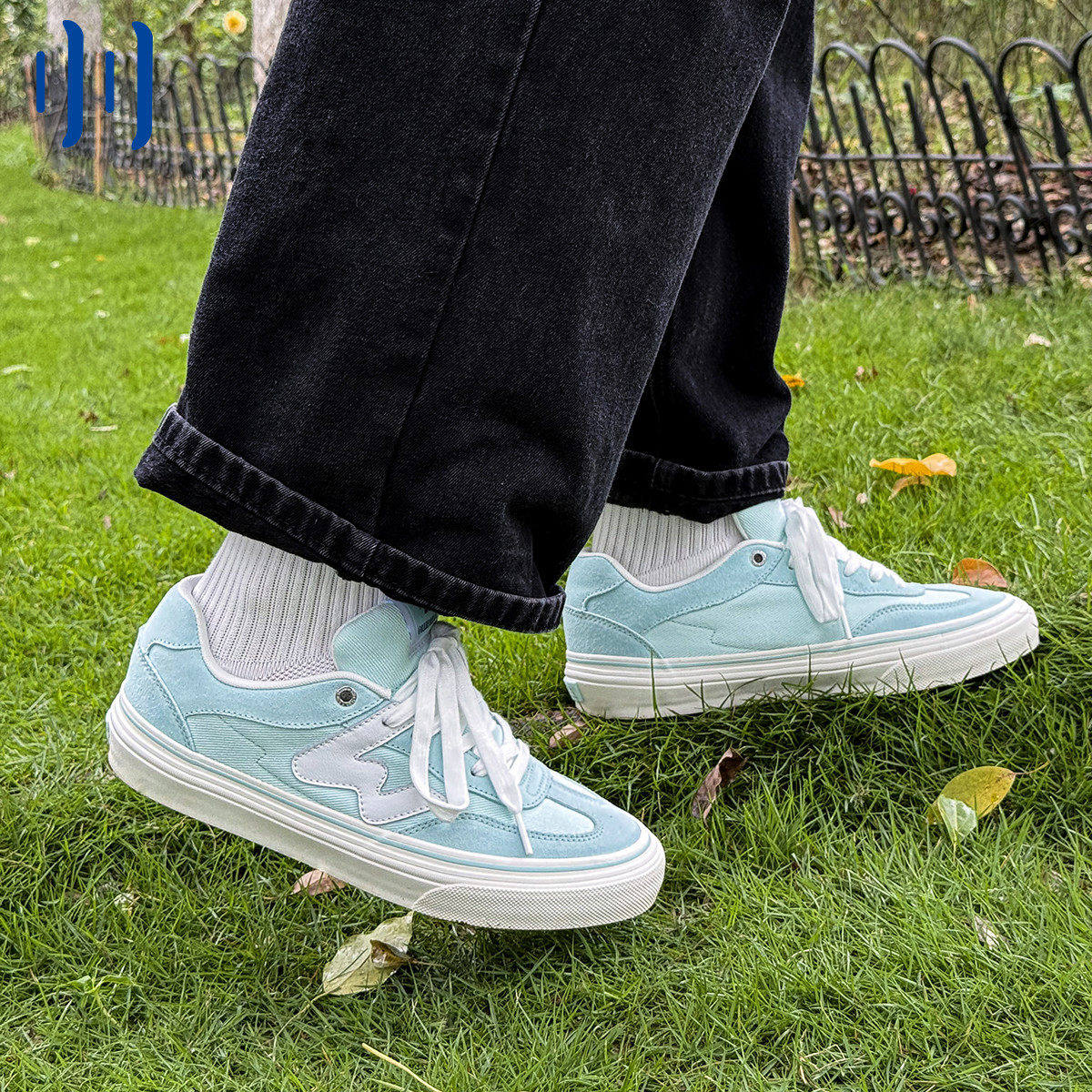 顽刻官方浅蓝色翻毛皮帆布拼接W系列男女国潮德训滑板鞋