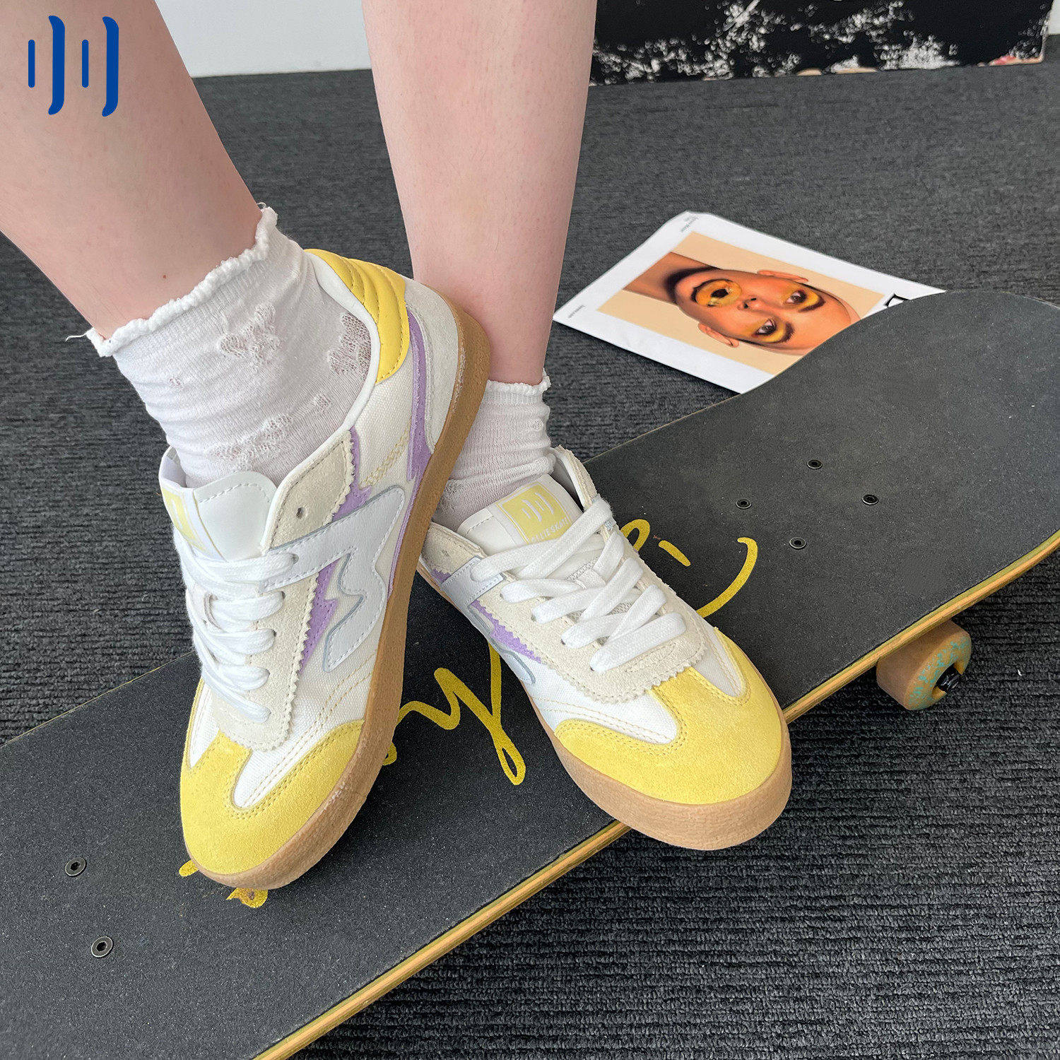 顽刻官方白黄紫拼色翻毛皮生胶底W系列男女国潮德训滑板鞋,流行男鞋,休闲板鞋,淘宝优惠券,粉丝福利购,淘宝优惠卷