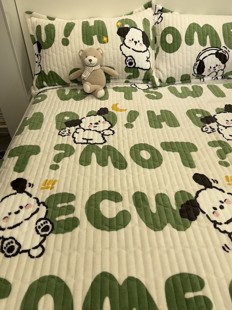 WINTER LETTER PUPPY PADDED WARM MILK VELVET BED COVER THREE-PIECE CORAL VELVET TATAMI MAT THICKENED NON-SLIP SHEETS