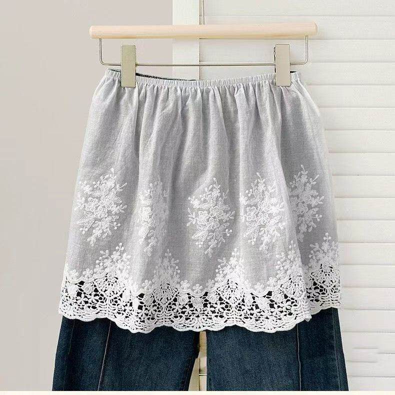 公主风白色蕾丝A字半身裙女松紧腰花边遮臀裙遮小肚半裙叠穿屁帘