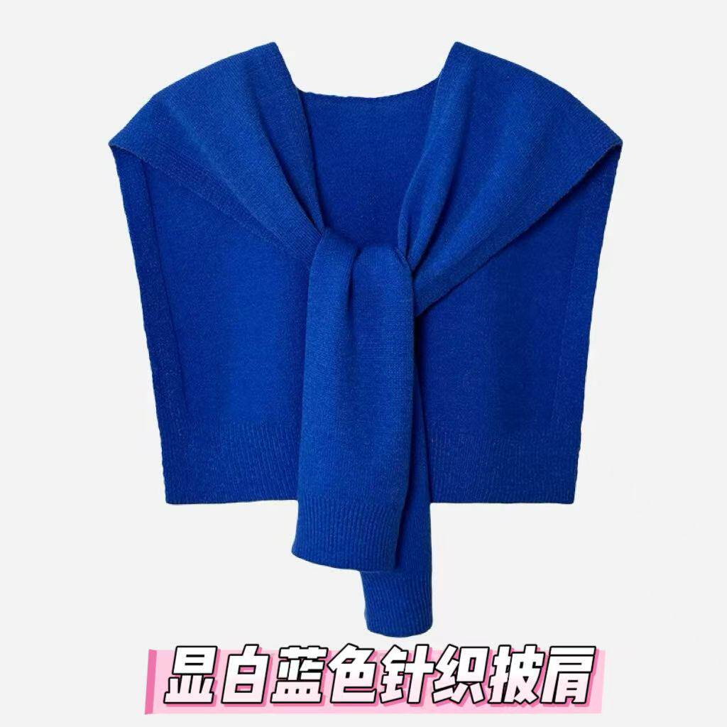 显白克莱因蓝色针织披肩女2026新款外搭空保暖护肩时尚洋气小披肩