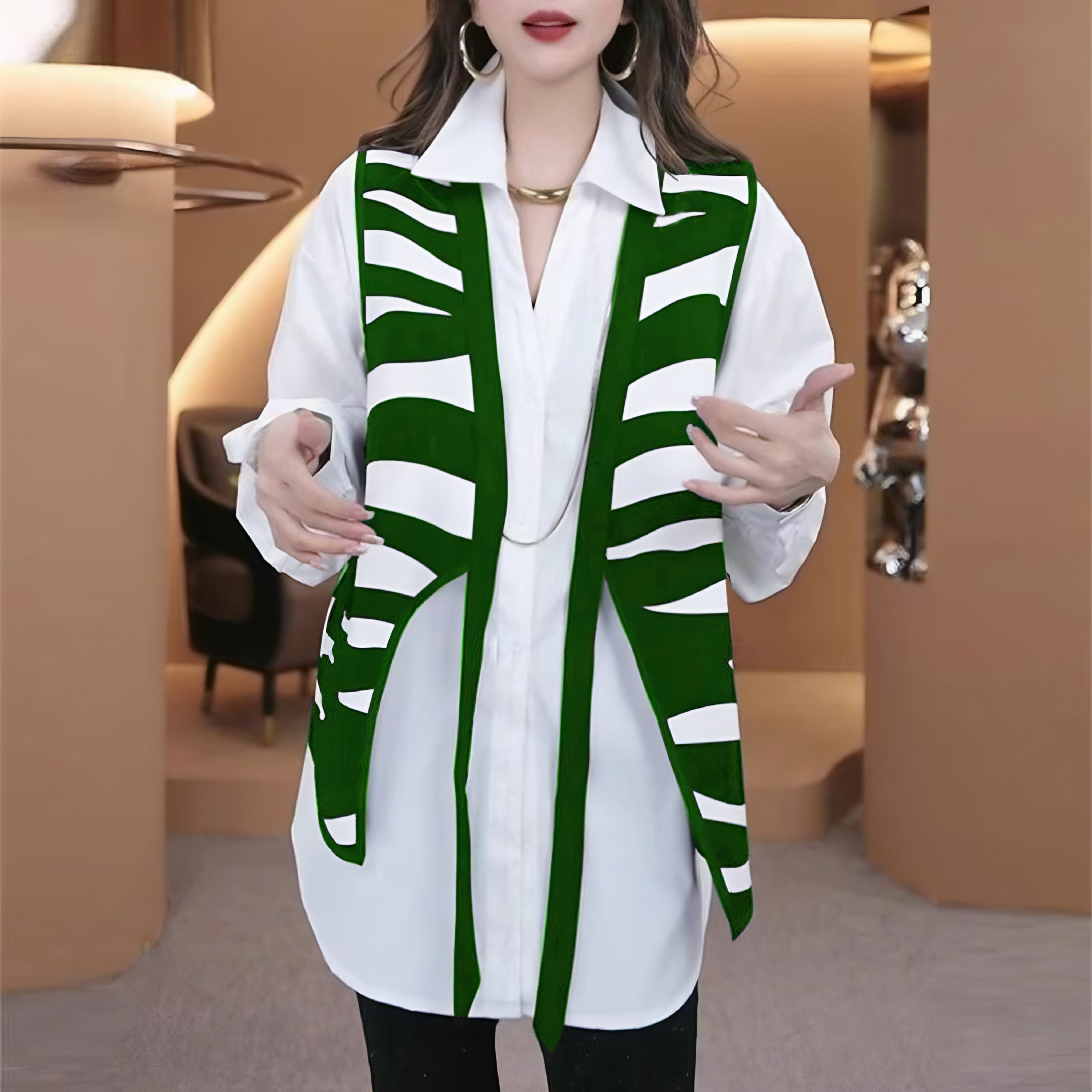 早秋网红穿搭2025新款气质时尚休闲白色长袖衬衫斑马条纹马甲女