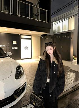 Suuuicee 冬日橡苔 撞色毛领灯芯绒加厚短外套女黑色气质棉服上衣