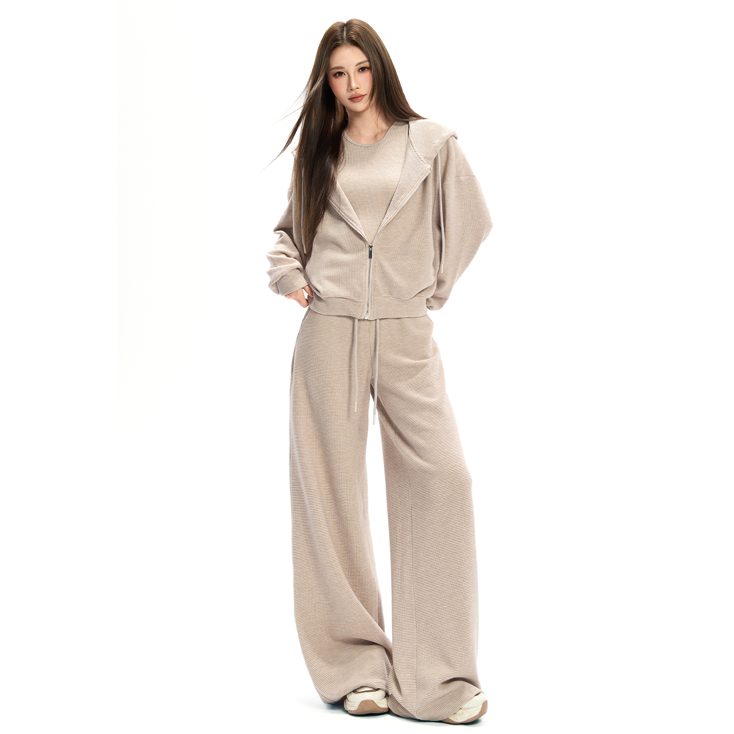 BRN杏色休闲运动套装女2025新款时尚宽松显瘦卫衣阔腿裤三件套