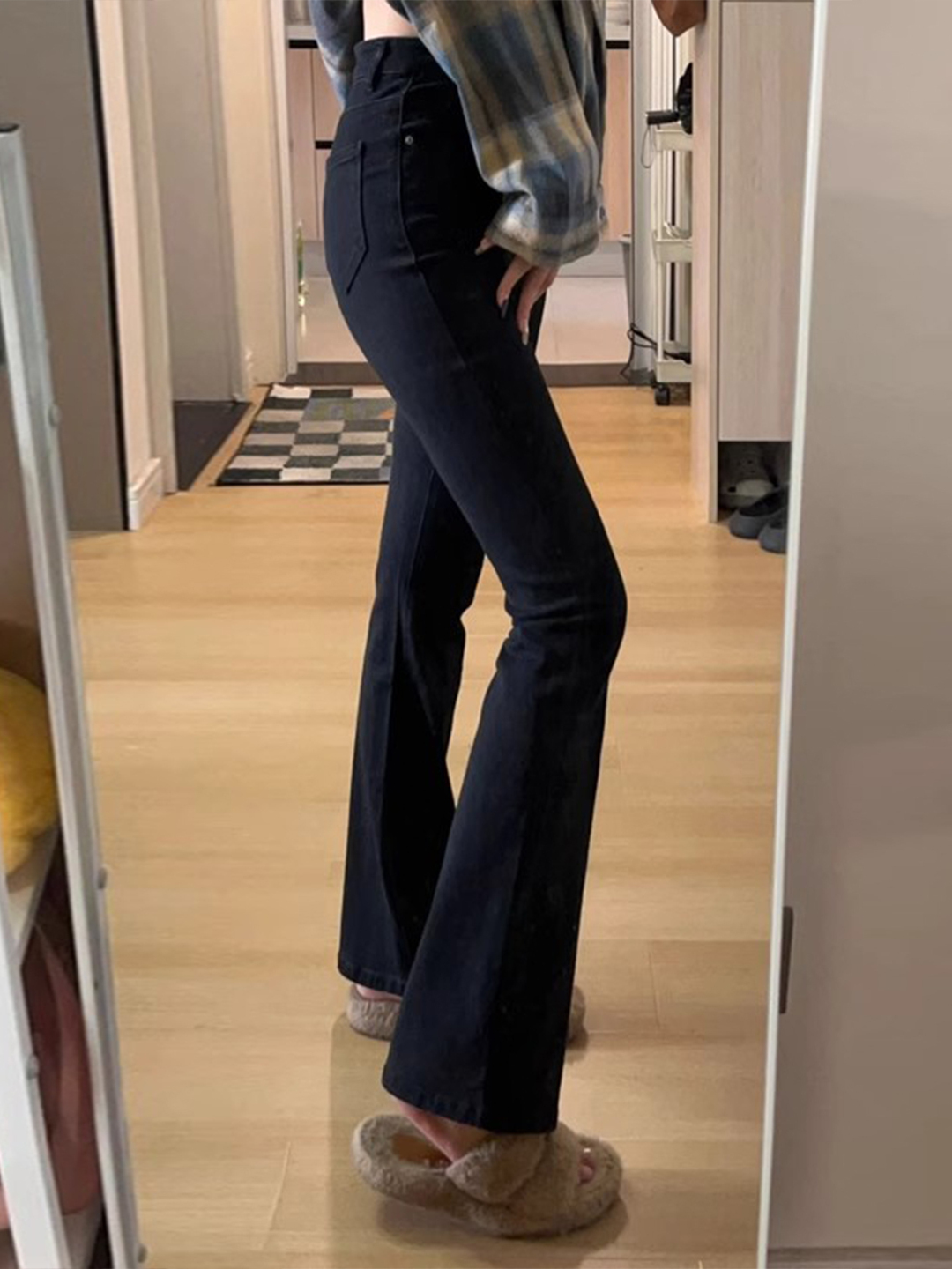 黑色微喇牛仔裤女士春秋2025早秋新款高腰显瘦小个子女士喇叭裤子