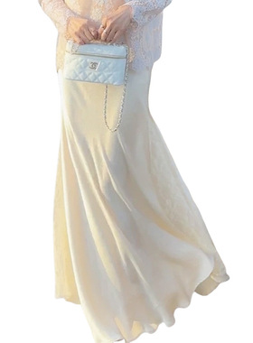 Lace hemline fishtail skirt 白色裙摆蕾丝拼接橡筋腰鱼尾半身裙