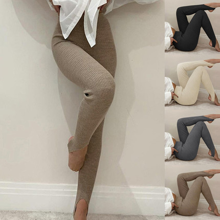 Women's solid color pit strip leggings女士纯色针织坑条踩脚裤