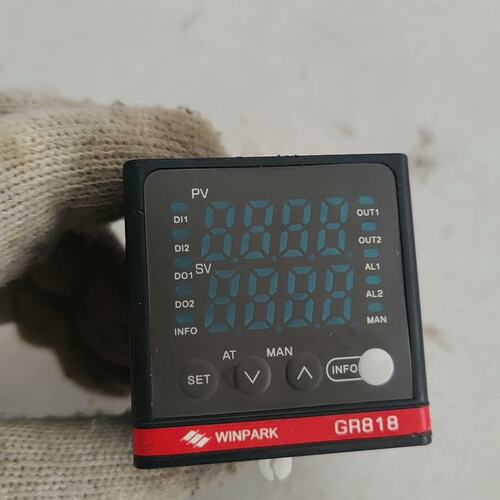 邦温控器GR818-AT32000-C00GR818-AT32000-C01GR818-AT32000-C02