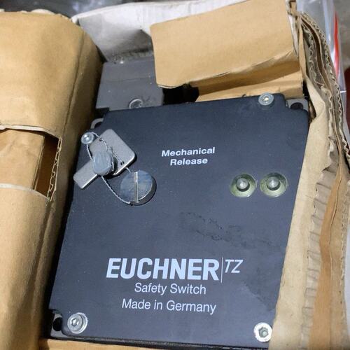 议价EUCHNER安全开关TZ1LE024SR11TZ1LE024SR6TZ1RE024SR11