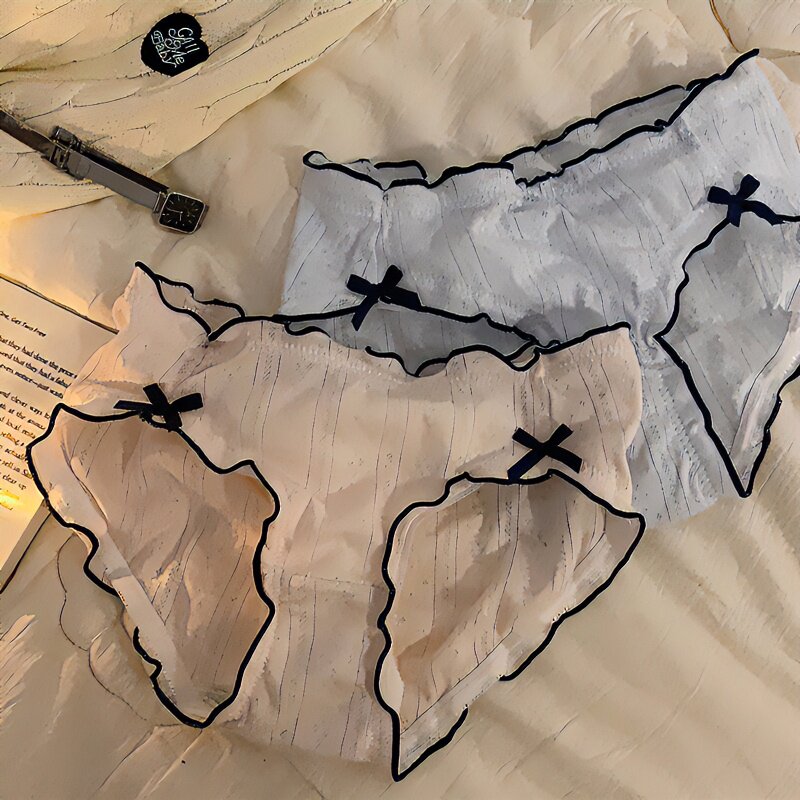 夏季绵绵云朵内裤女少女学生甜美高颜值纯欲风底裤性感纯色三角裤