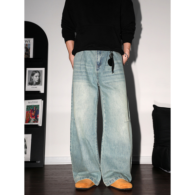 复古怀旧蓝弯刀牛仔裤