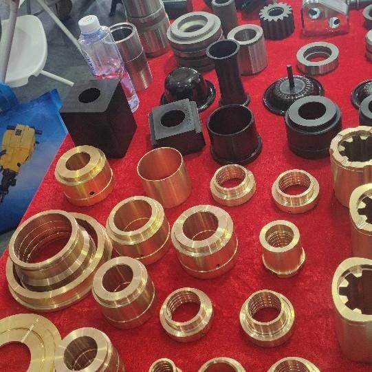 成都单臂双臂三臂钻机用T8H5R2钻杆普兰卡R2-45R2-4钻头