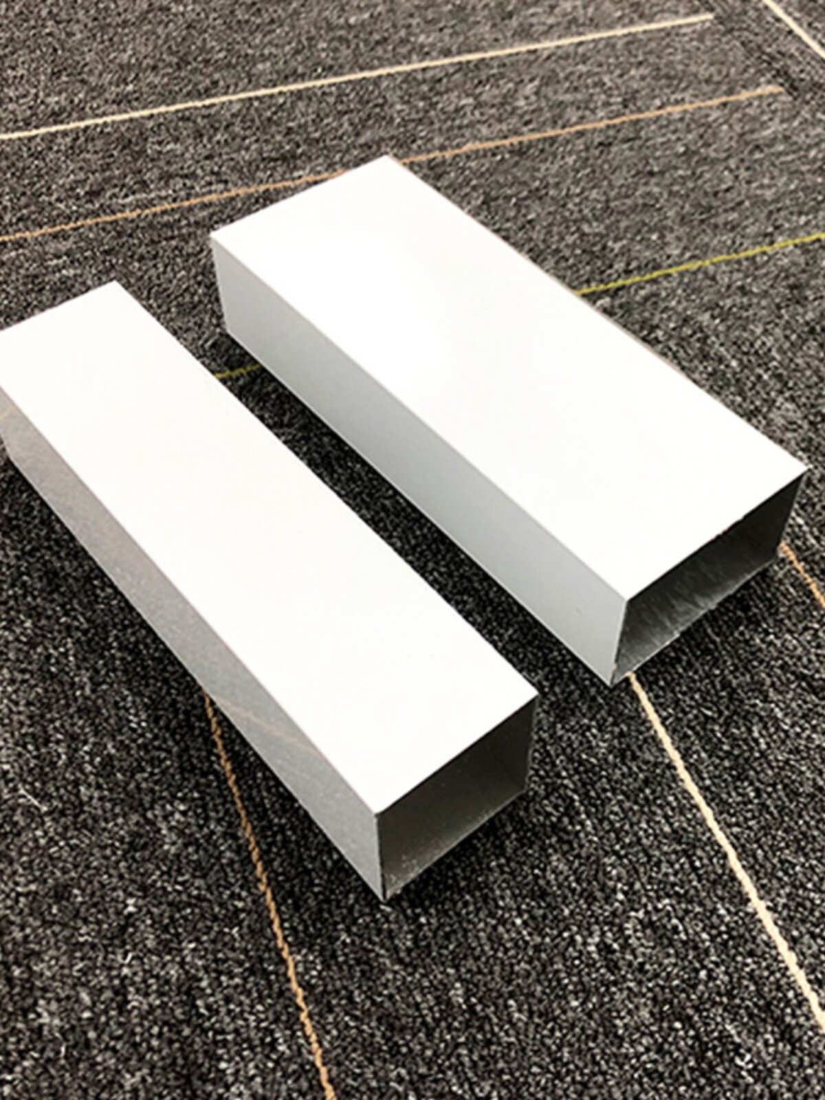 爆品烤漆色方通白色格栅隔断吊顶合金方管型材外墙装饰板幕墙门品