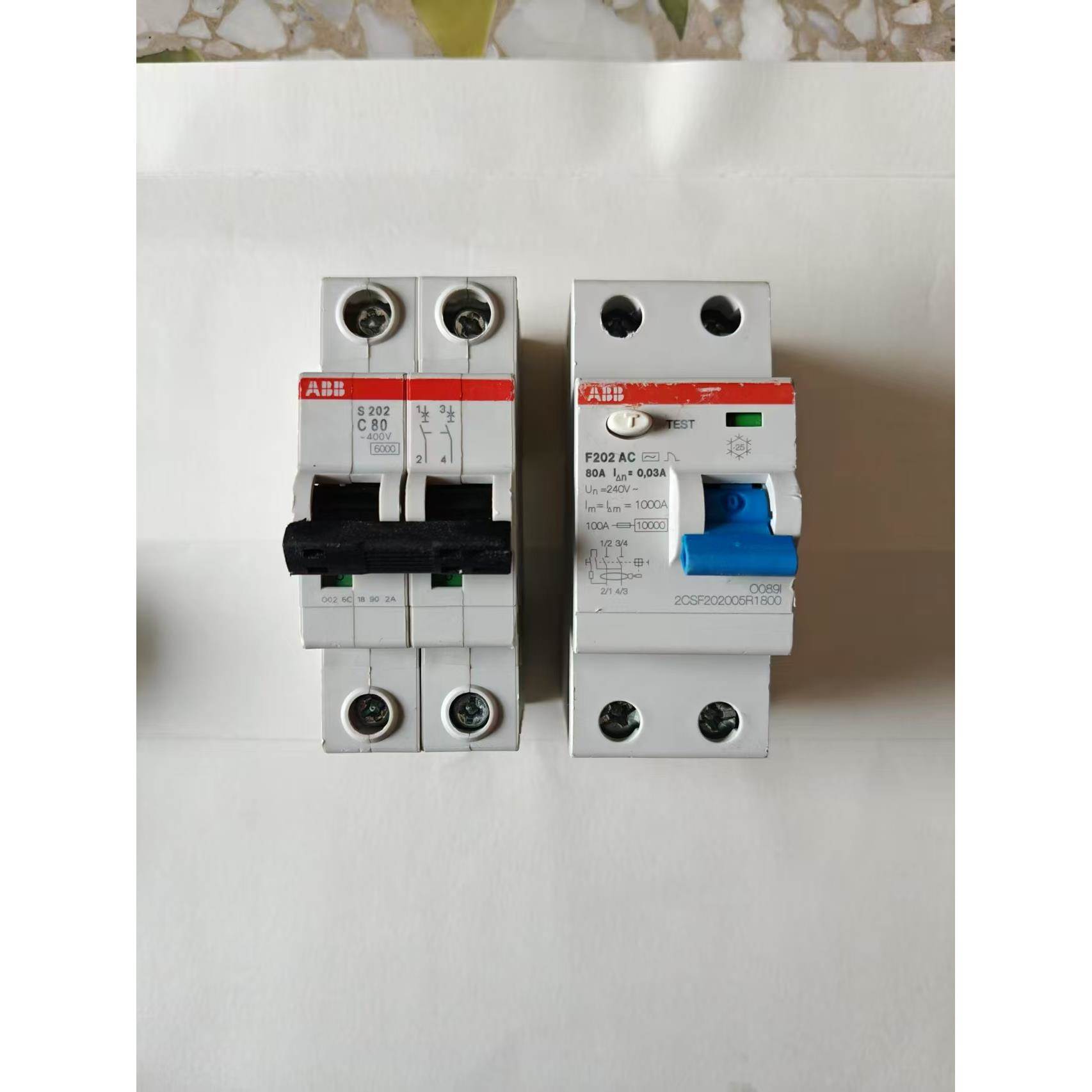 议价进口ABB漏电保护器，型号S202 C 80A和F202 A