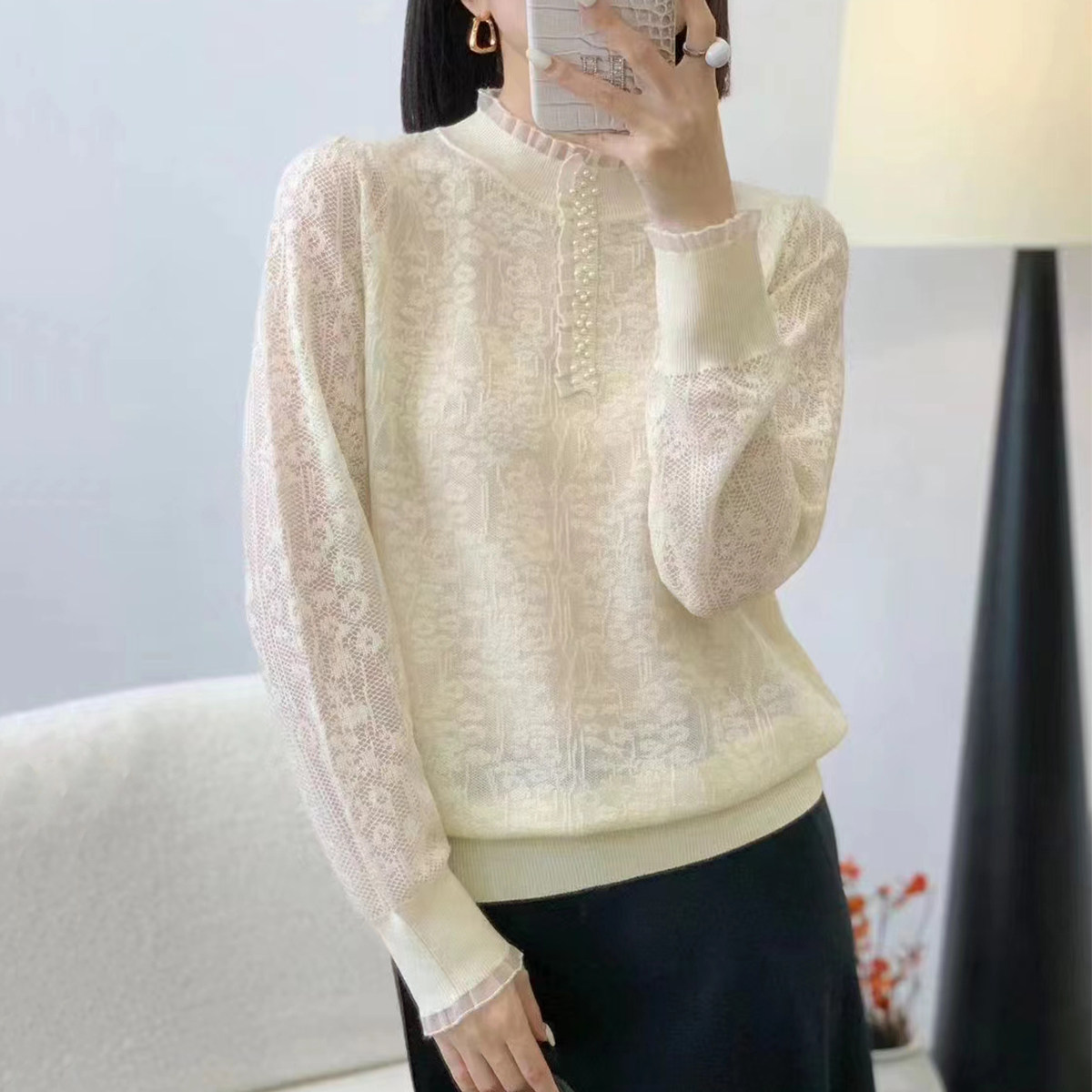 时尚蕾丝打底衫女士秋冬装2025新款毛衣洋气半高领钩花内搭针织衫