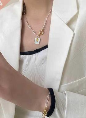 Fashion Hiphop Metal Square Bear Pendent Necklaces For Women