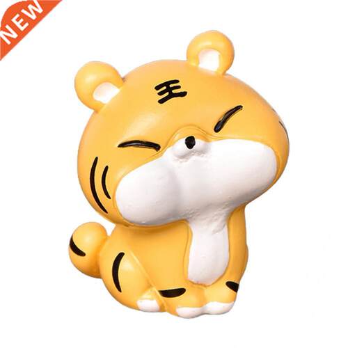 Attractive Miniature Statue Decor Wide Application Resin Min