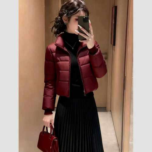 2025冬季新款酒红短款羽绒棉服女立领显瘦保暖修身外套时尚洋气